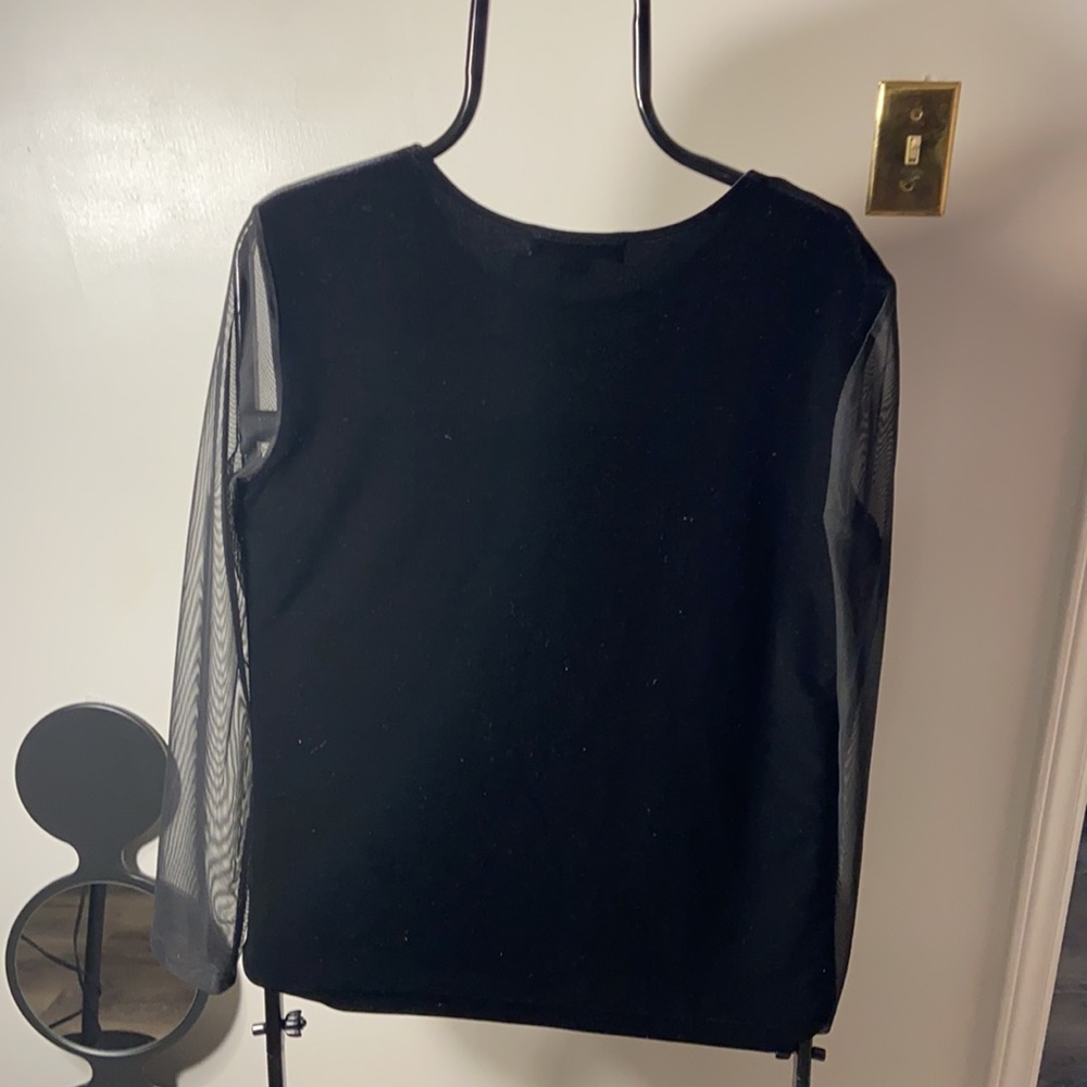 Casual Corner Top - image 4